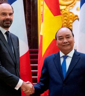 Édouard Philippe, France, Vietnam, contrats