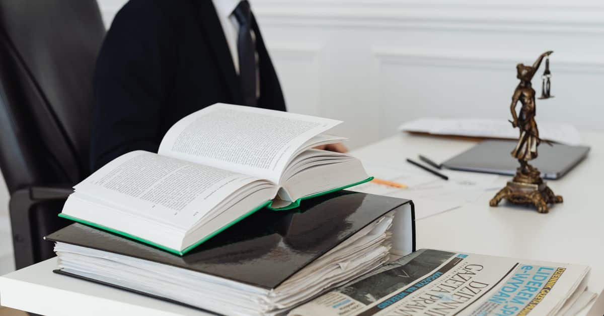 La réforme du droit de copropriété entre bientôt en vigueur law justice legal documents